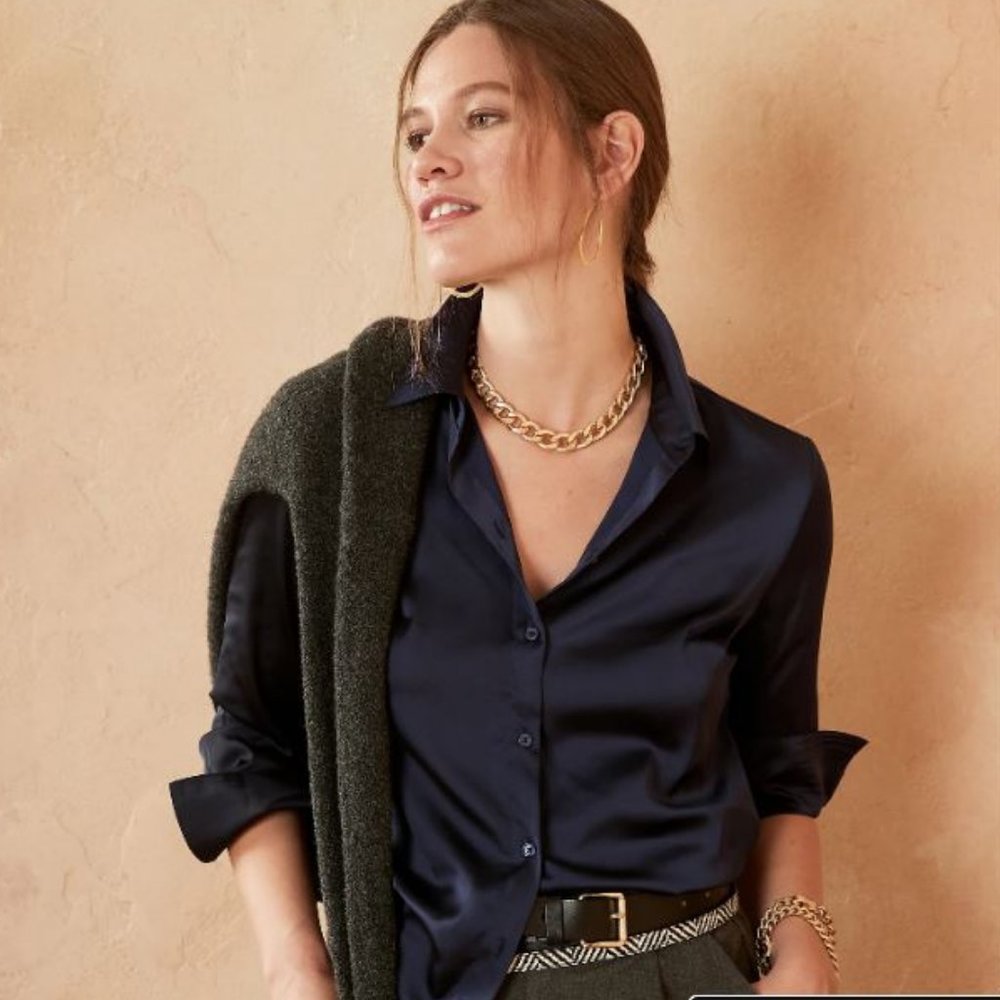 Banana Republic Satin Classic Shirt